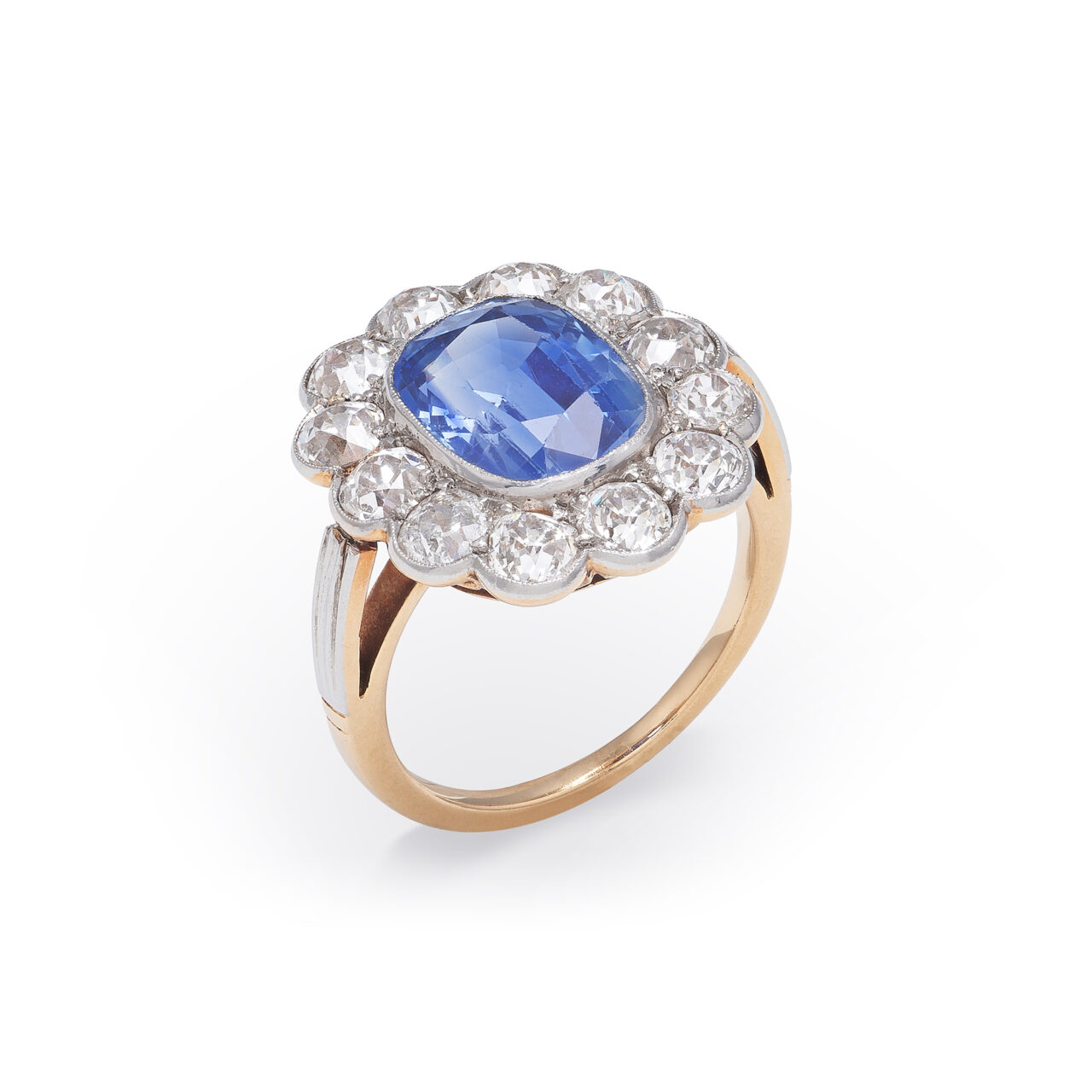 Yellow and White Gold Ring With Kashmir sapphire and diamonds